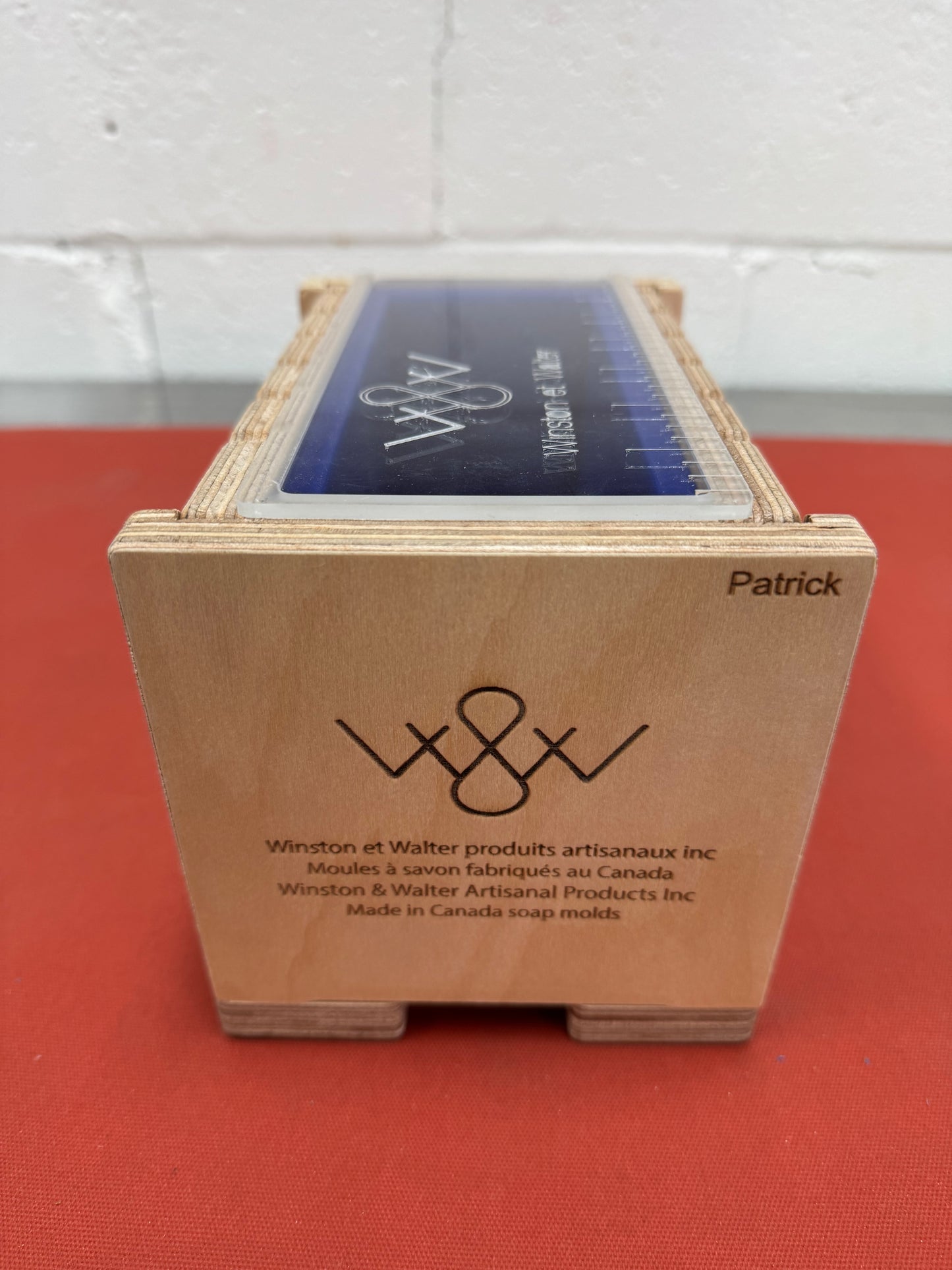 PATRICK MOLD WITH CAP LID 4" T & S