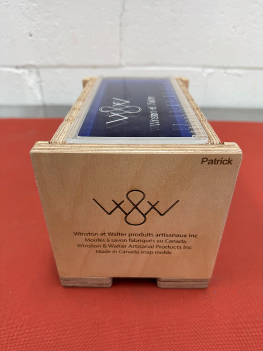 PATRICK MOLD WITH CAP LID 4" T & S