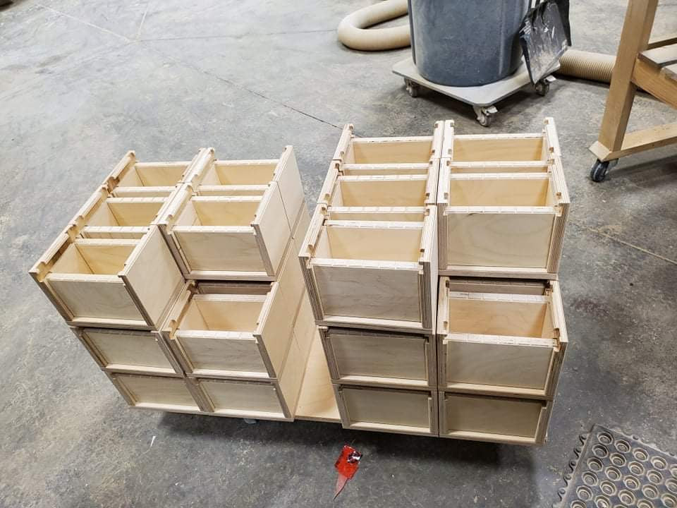 B2 BEGINNER MOLD WITH LID, LINER, SEALED 4.5" EXTRA T & S